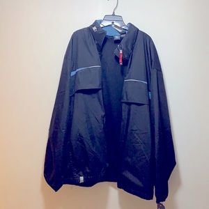 Men’s size 2xl starter jacket. Brand new with tags.